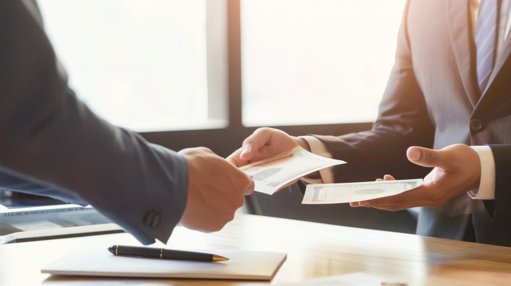 How to manage pay advances for your employees hero image