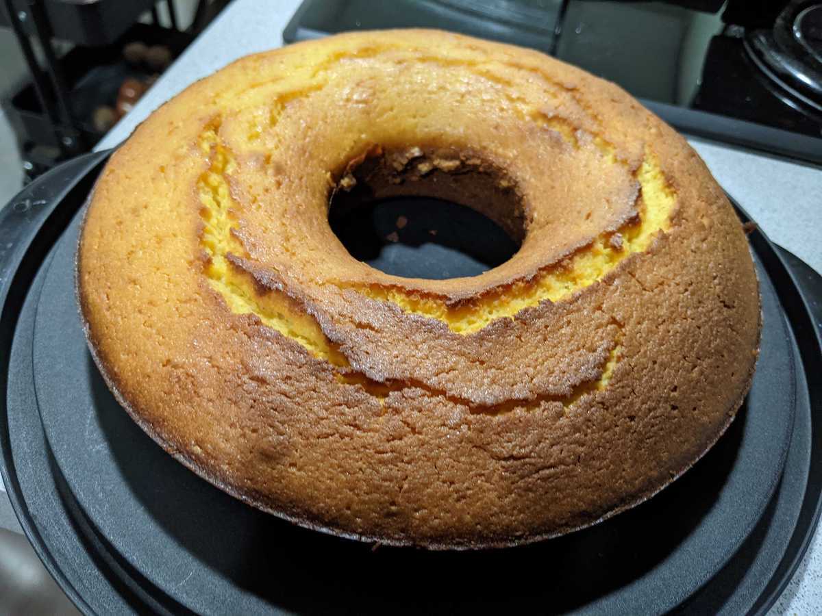 cake in a bundt pan